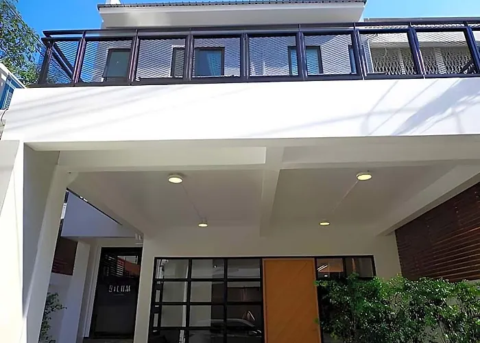 Quite Grove Hotel 3*