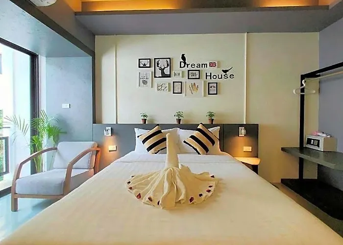 Hotel Quite Grove Bangkok