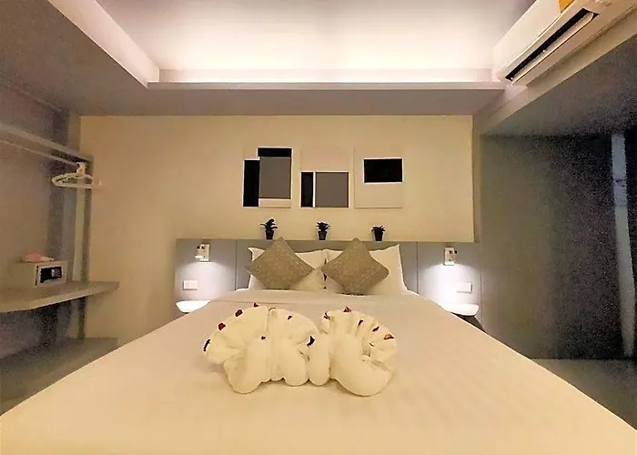 Hotel Quite Grove 3*