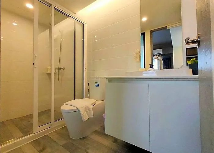 Quite Grove Hotel Bangkok